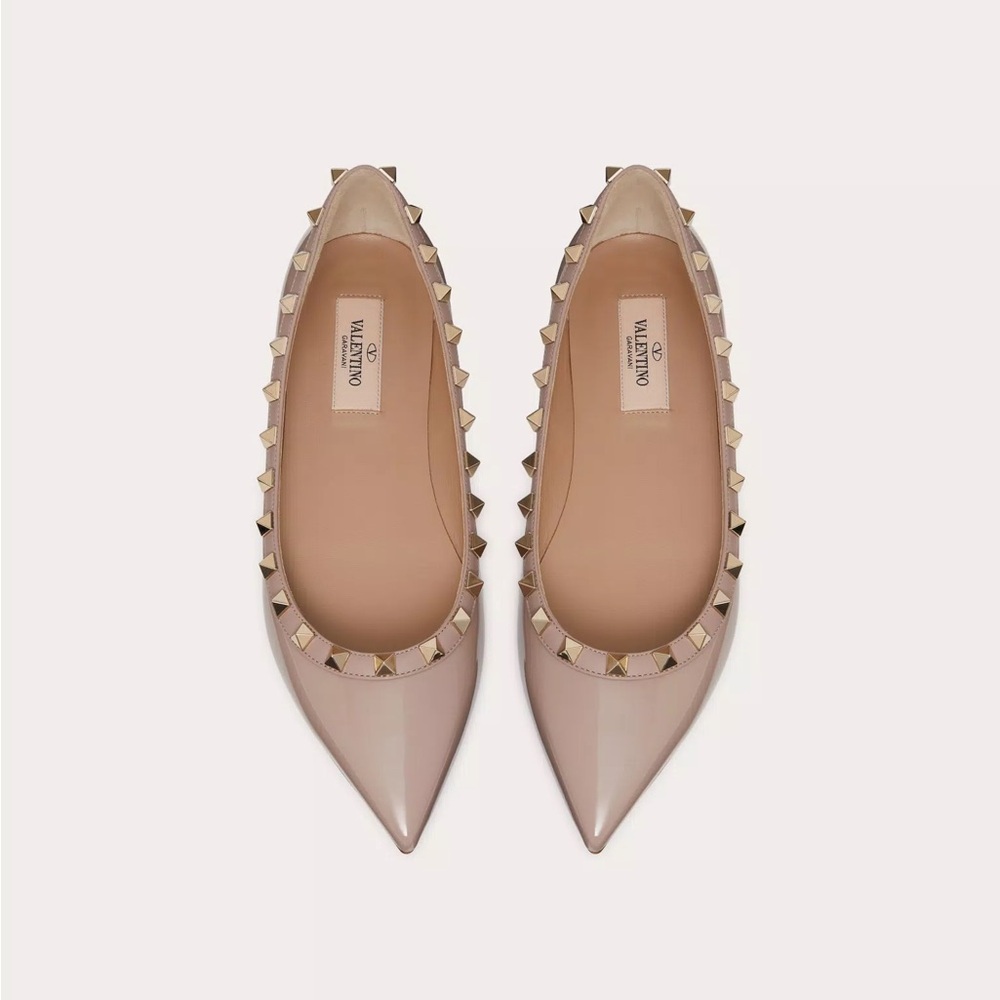 Valentino PATENT ROCKSTUD BALLET FLAT beige 38